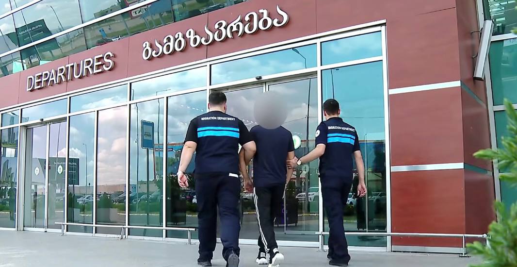 Власти заявили о 20 тысячах нелегальных мигрантов: курс — на полное обнуление