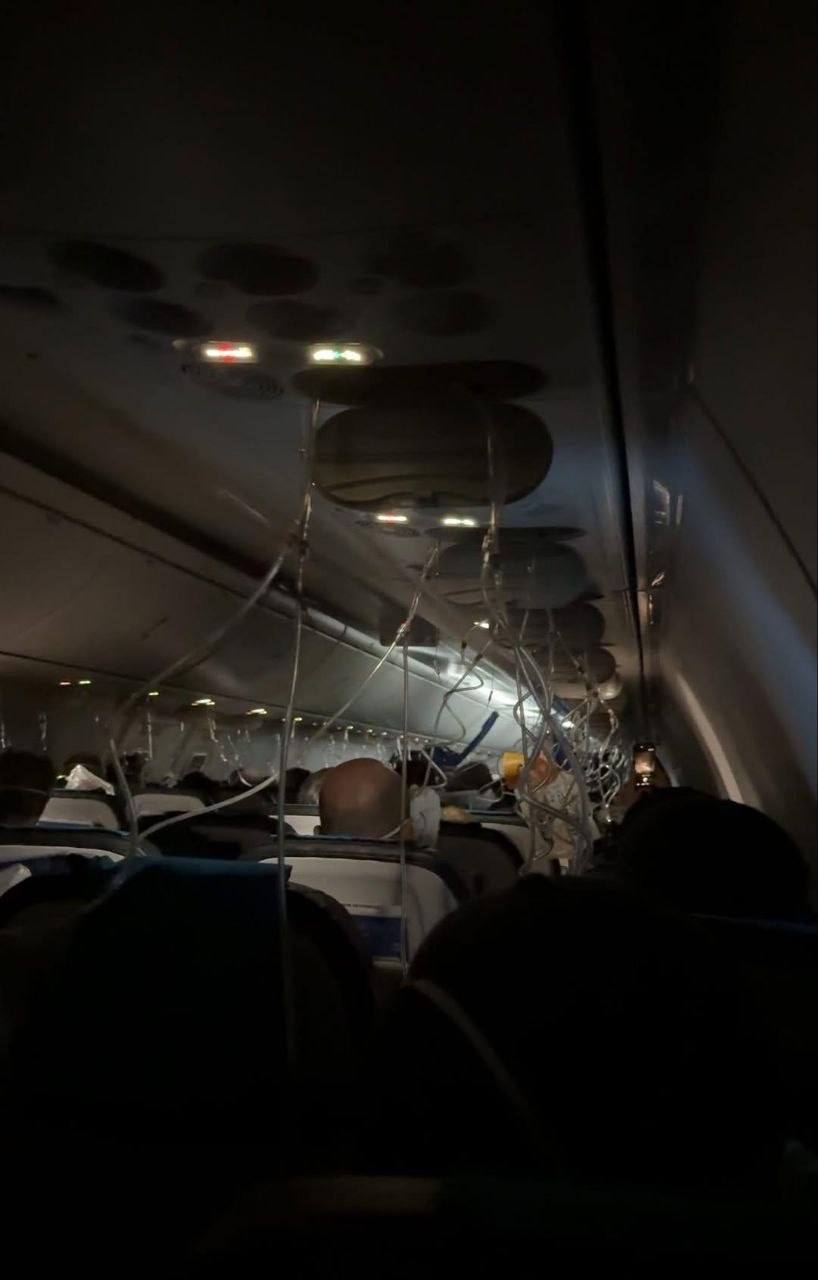 Самолет авиакомпании Georgian Airways был вынужден вернуться в Тбилиси вскоре после взлета