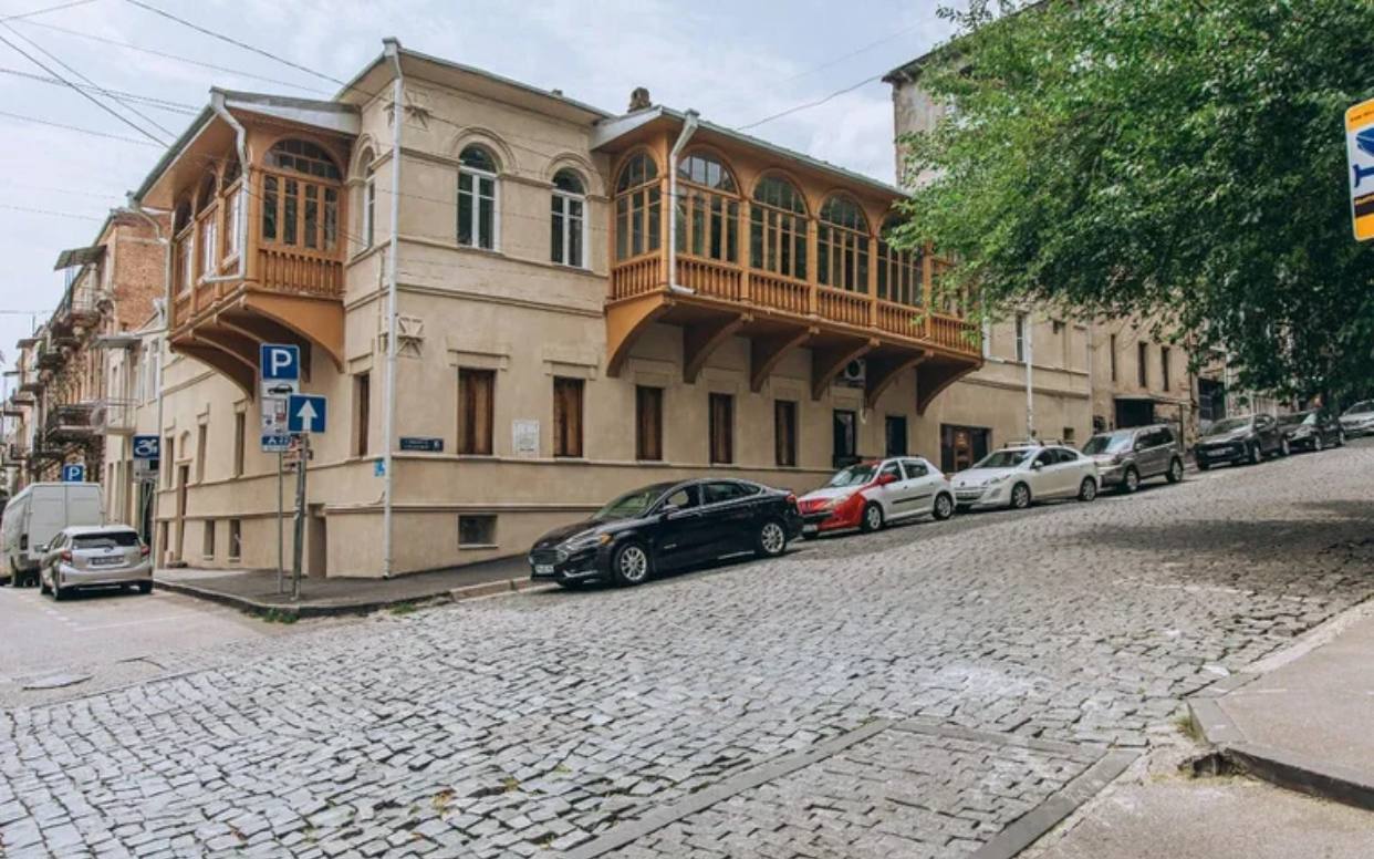 На улице Чавчавадзе полностью обновят инфраструктуру — включая то, чего не видно